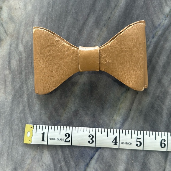 H&M | Tan Leather Bow Barrette | Used - Picture 2 of 3
